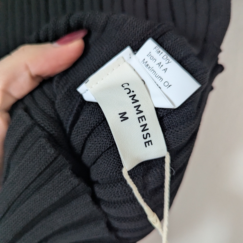 Commense Black Ribbed Blouse - Picture 3 of 6